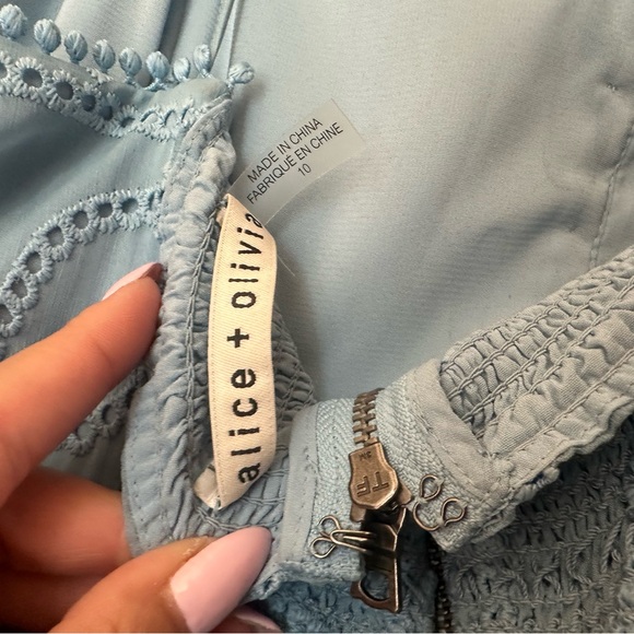 EUC ALICE + OLIVIA ROSETTE SWEETHEART NECK RUFFLE MINI DRESS SZ 10 SOLD OUT - Picture 11 of 11